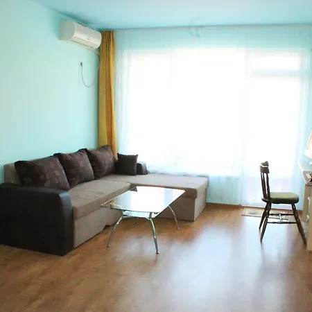 Apartment Aya *